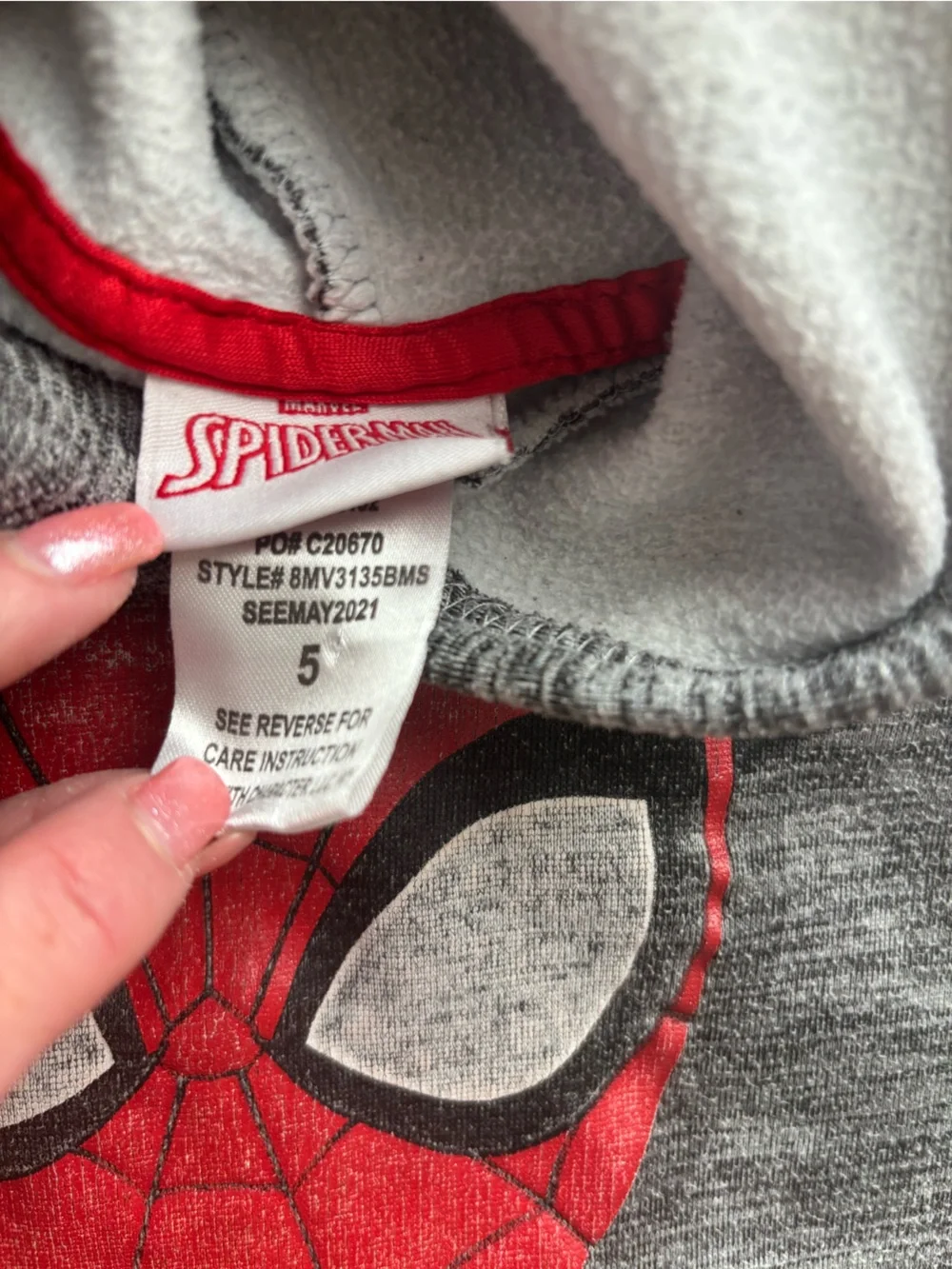 Boys size 5T hoodies - Spiderman, The Grinch & Old Navy, set of 4